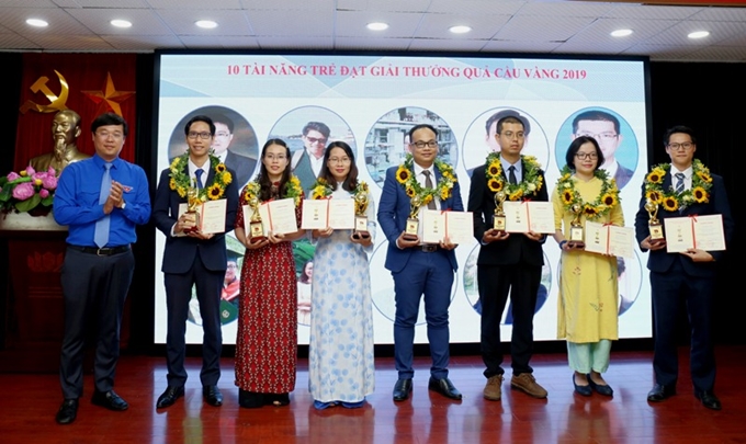 10 tài năng trẻ nhận Giải thưởng KH-CN Quả Cầu Vàng 2019. 