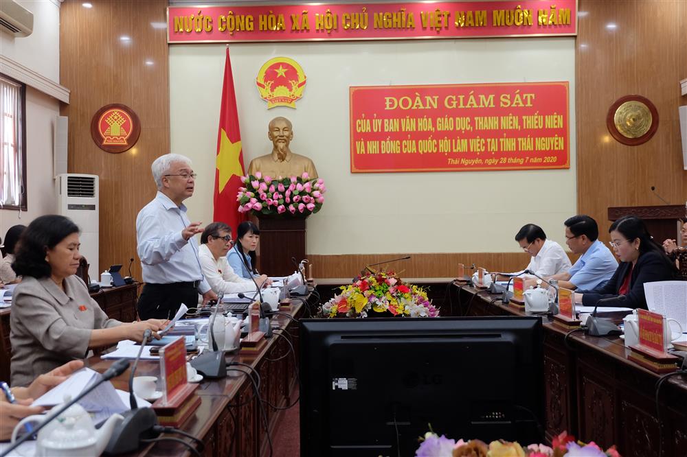 Chủ nhiệm Ủy ban Văn hóa, Giáo dục, Thanh niên, Thiếu niên và Nhi đồng Phan Thanh Bình