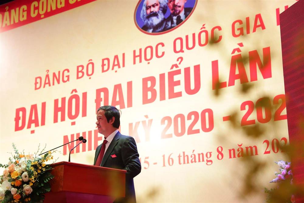 Bí thư Đảng ủy Đại học Quốc gia Hà Nội nhiệm kỳ 2015 - 2020 Nguyễn Kim Sơn phát biểu khai mạc Đại hội