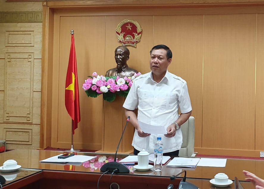 Thứ trưởng Bộ Y tế Đỗ Xuân Tuyên phát biểu tại Hội nghị