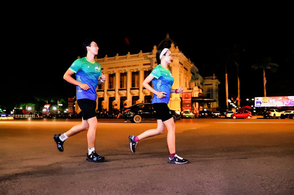 Khoảng 3.000 người tham gia chạy thực tế tại Hà Nội và 2.500 VĐV sẽ tham gia chạy tại các đầu cầu trên cả nước, trong khu vực ASEAN và ở một số quốc gia khác