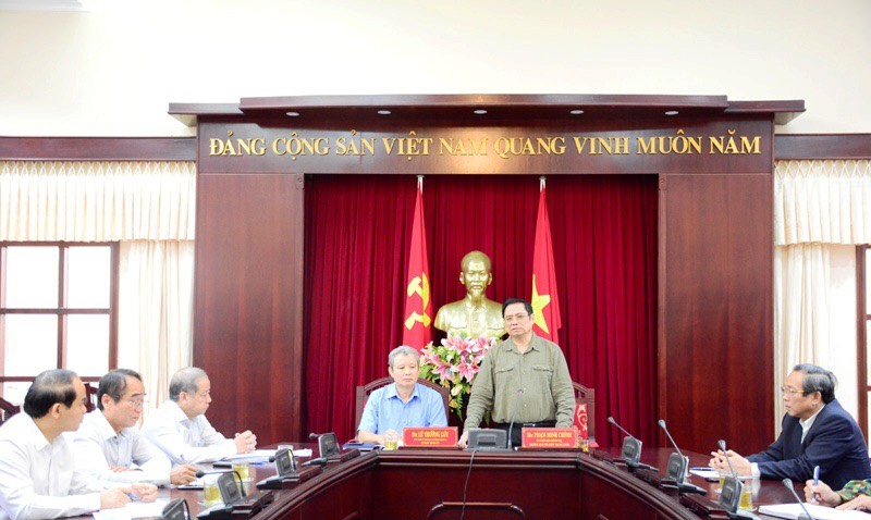 Ủy viên Bộ Chính trị, Bí thư Trung ương Đảng, Trưởng Ban Tổ chức Trung ương Phạm Minh Chính phát biểu tại buổi làm việc với Ban Thường vụ Tỉnh ủy Thừa Thiên Huế