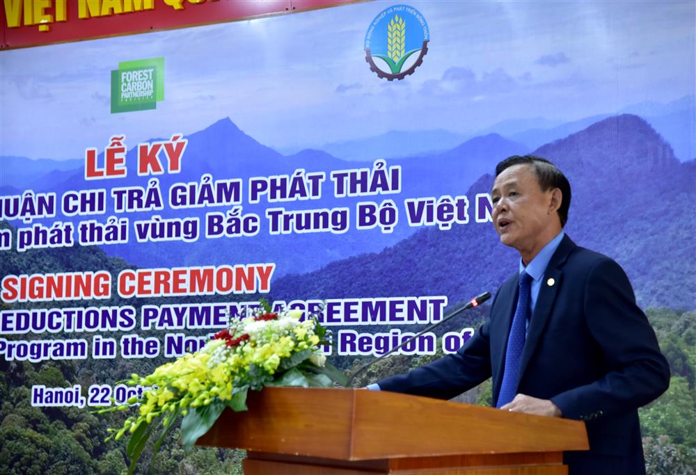 Thứ trưởng Thường trực Bộ Nông nghiệp và Phát triển Nông thôn Hà Công Tuấn phát biểu tại lễ ký kết
