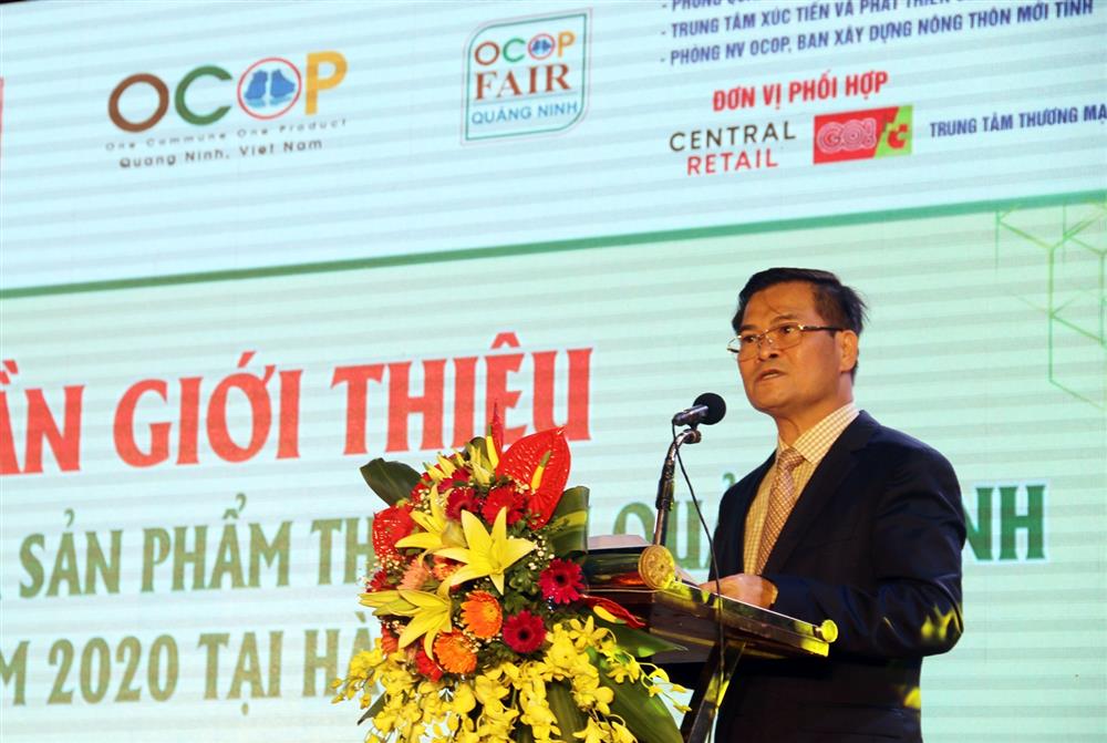 Phó Chủ tịch UBND tỉnh Bùi Văn Khắng phát biểu khai mạc Tuần giới thiệu sản phẩm OCOP và sản phẩm thủy sản Quảng Ninh năm 2020