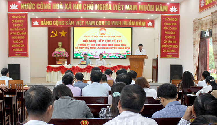 Toàn cảnh Hội nghị TXCT huyện Lâm Thao