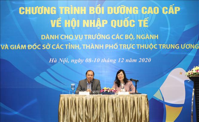 Thứ trưởng Bộ Ngoại giao, Trưởng SOM ASEAN Việt Nam Nguyễn Quốc Dũng chia sẻ tại tọa đàm - Ảnh: TTXVN