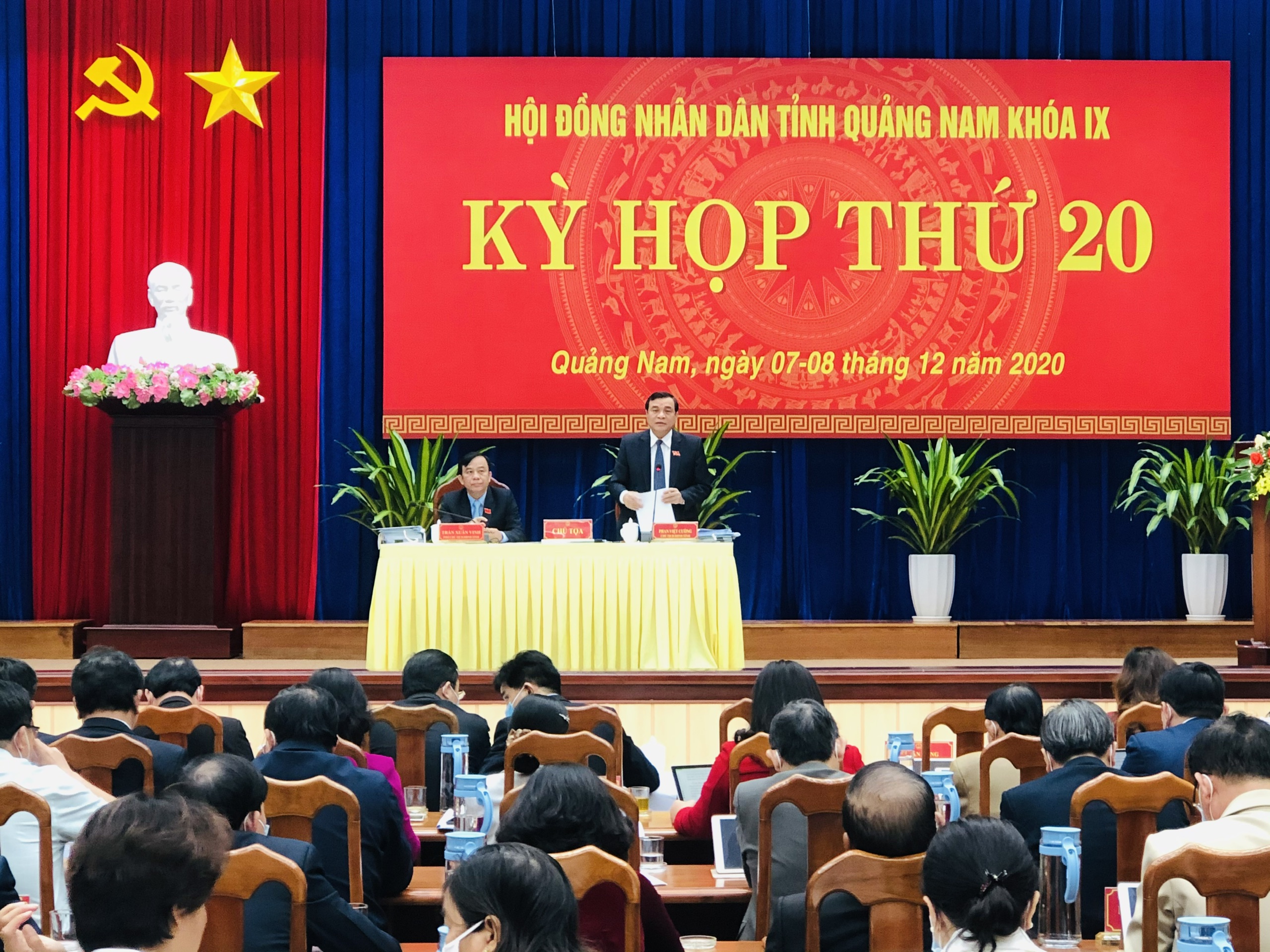 Quang cảnh Kỳ họp thứ 20, HĐND tỉnh Quảng Nam Khóa IX - ẢNH CHÂU TRÂN