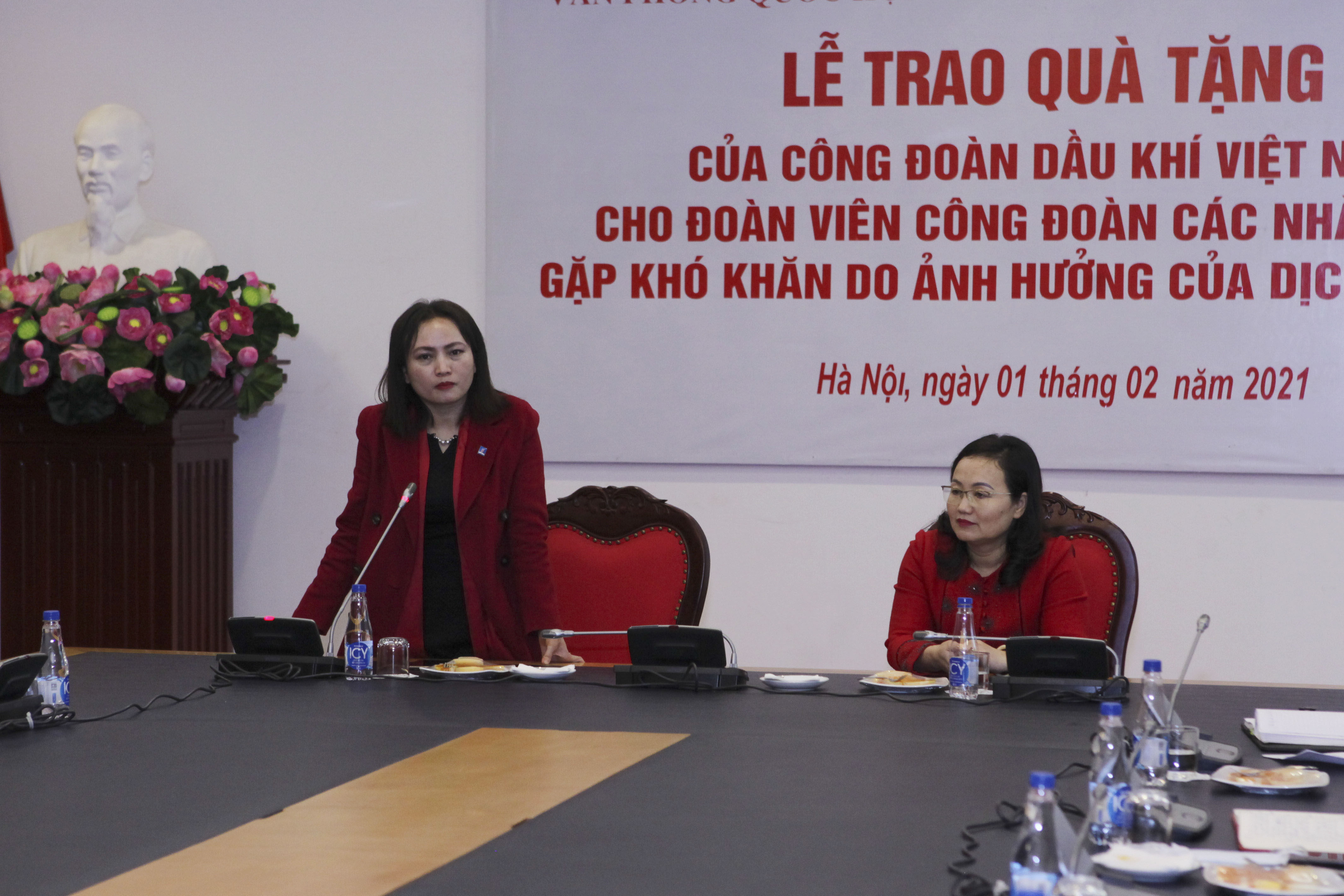 	Chủ tịch Công đoàn Dầu khí Việt Nam Nghiêm Thùy Lan phát biểu tại buổi Lễ