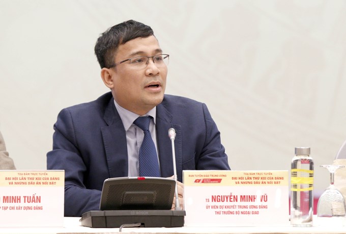 	Ủy viên dự khuyết Trung ương Đảng, Thứ trưởng Bộ Ngoại giao Nguyễn Minh Vũ phát biểu Ảnh: Thanh Hải