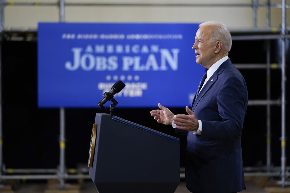 Tổng thống Biden công bố kế hoạch trấn hưng kinh tế 2 nghìn tỷ tại Pittsburgh - AP