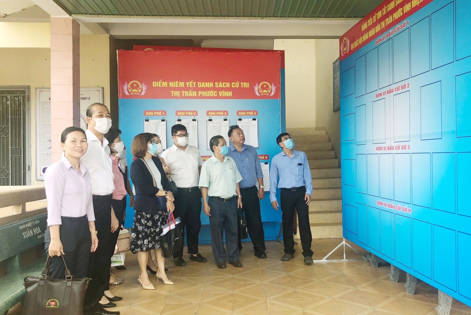 Đoàn công tác của tỉnh kiểm tra công tác chuẩn bị bầu cử ở thị trấn Phước Vĩnh, huyện Phú Giáo Ảnh ĐỖ TRỌNG