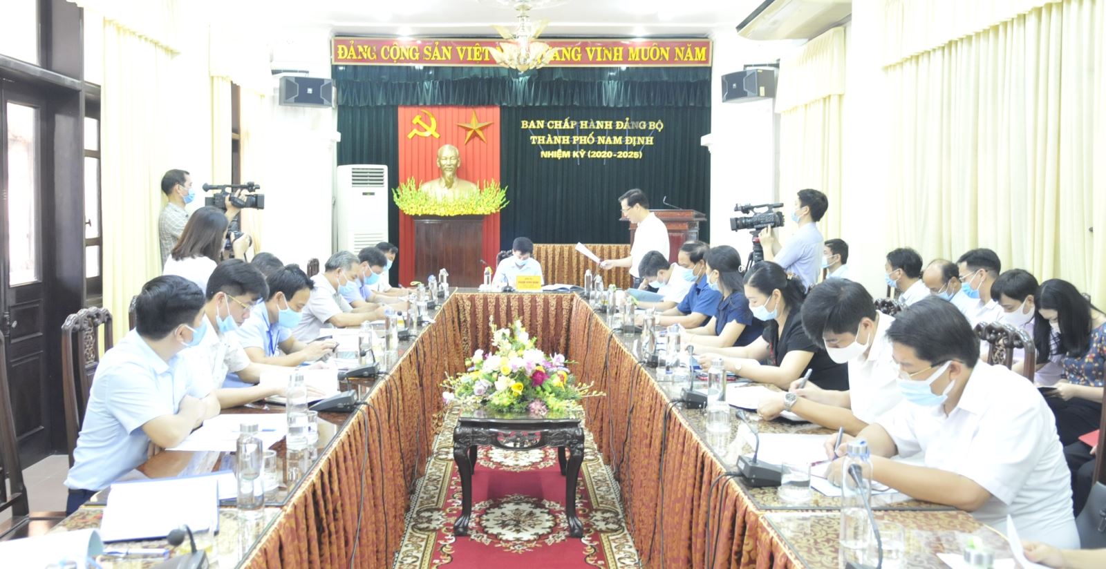 Đoàn Kiểm tra, giám sát của Uỷ ban Bầu cử tỉnh làm việc tại Thành phố Nam Định