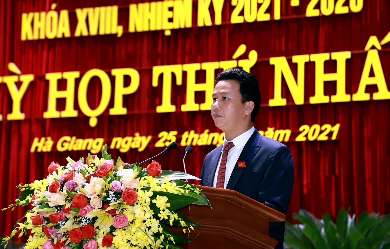 Ủy viên Trung ương Đảng, Bí thư Tỉnh ủy Đặng Quốc Khánh phát biểu chỉ đạo kỳ họp