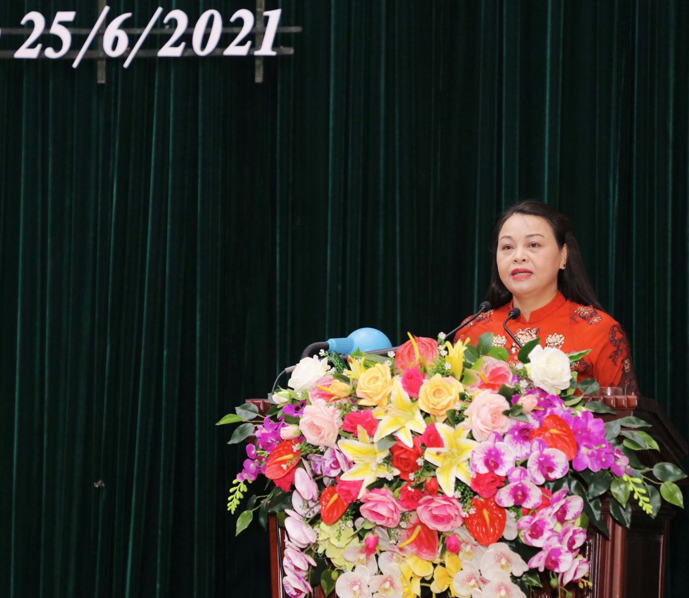 Ủy viên Trung ương Đảng, Bí thư Tỉnh ủy, Trưởng Đoàn ĐBQH tỉnh Nguyễn Thị Thu Hà phát biểu chỉ đạo