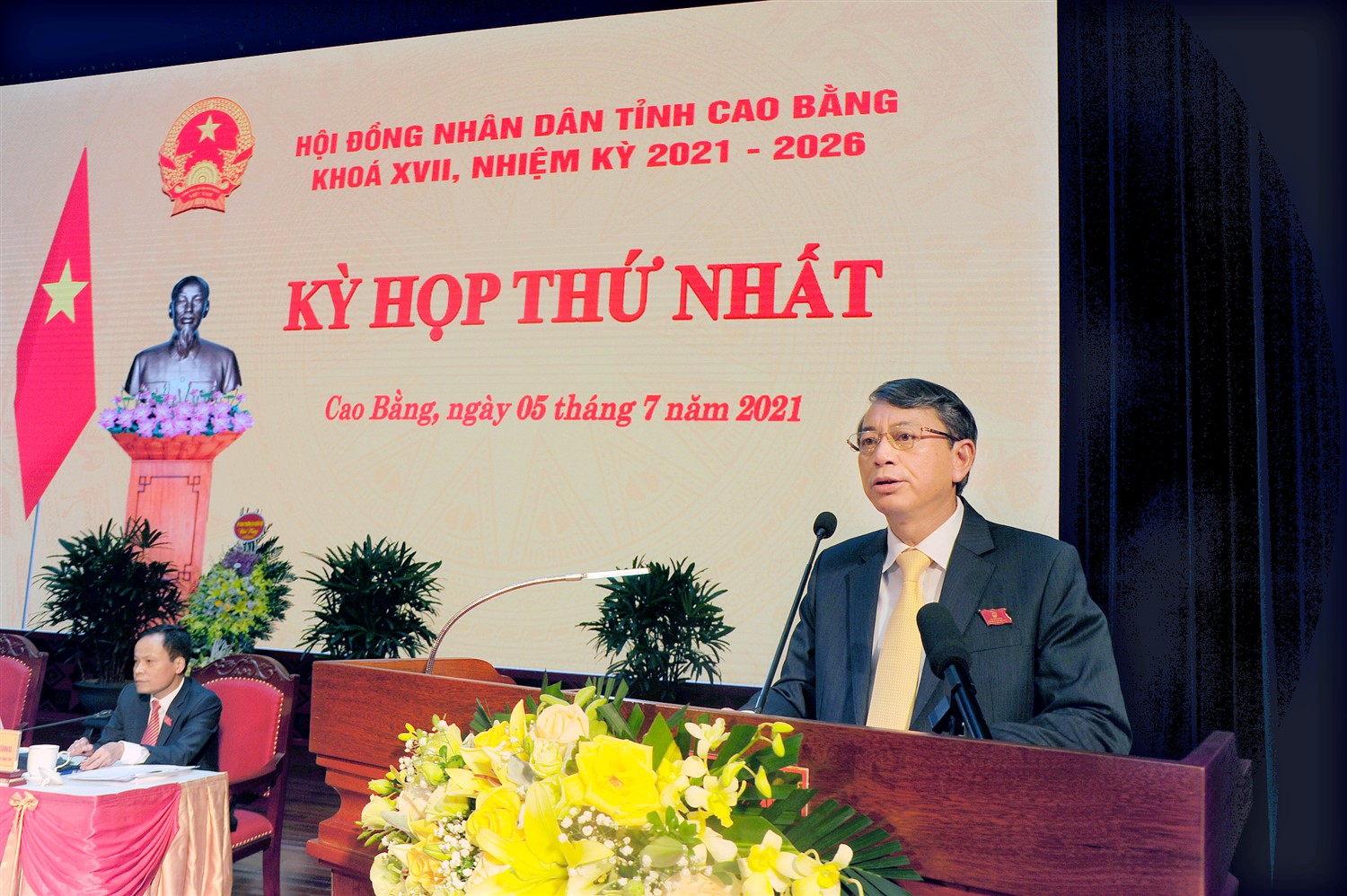 Phó bí thư Tình ủy, Chủ tịch UBND tỉnh Hoàng Xuân Ánh phát biểu nhận nhiệm vụ