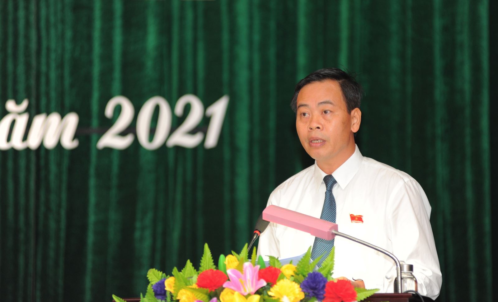Phó bí thư Thường trực Tỉnh ủy, Chủ tịch HĐND tỉnh Nguyễn Đăng Quang phát biểu khai mạc kỳ họp