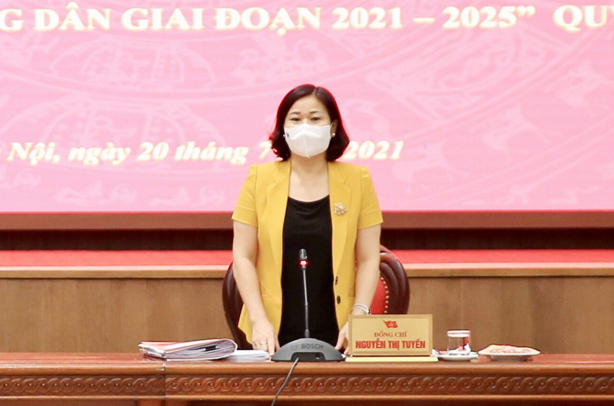 Phó Bí thư Thường trực Thành ủy Nguyễn Thị Tuyến phát biểu kết luận Hội nghị