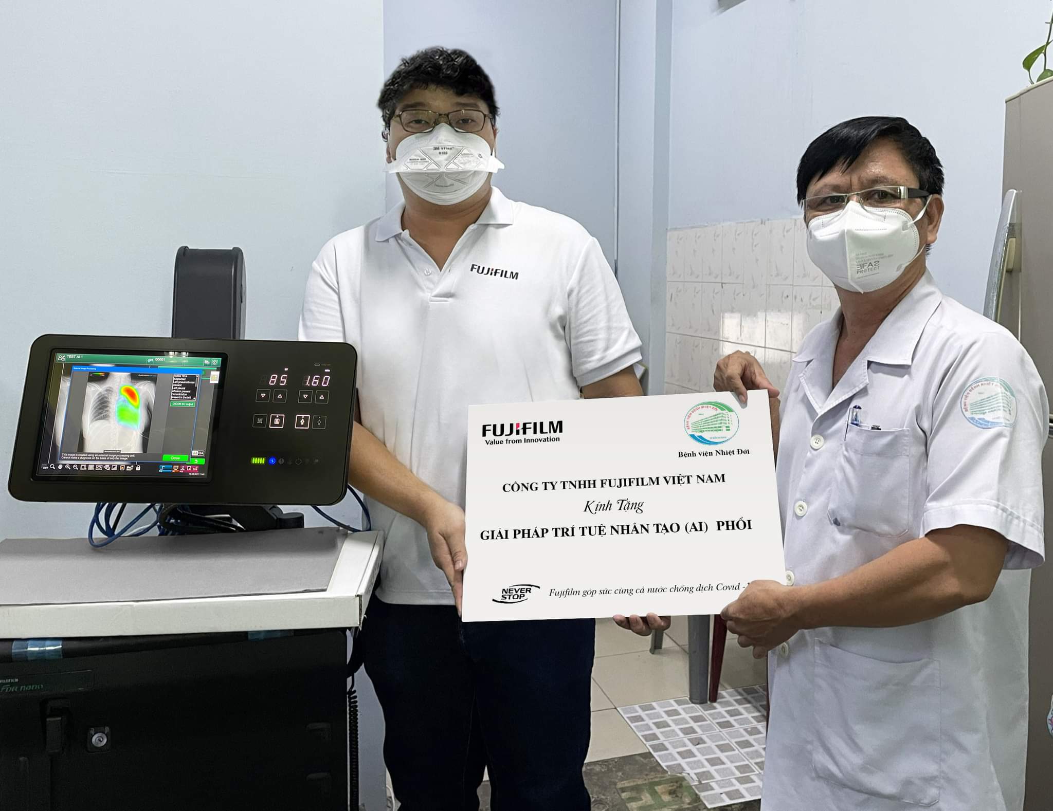 Fujifilm trao tặng Bệnh viện Phạm Ngọc Thạch TP Hồ Chí Minh giải pháp trí tuệ nhân tạo (AI) phổi 