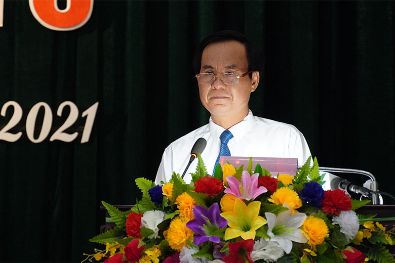 Phó Bí thư Tỉnh ủy, Chủ tịch UBND tỉnh Võ Văn Hưng phát biểu