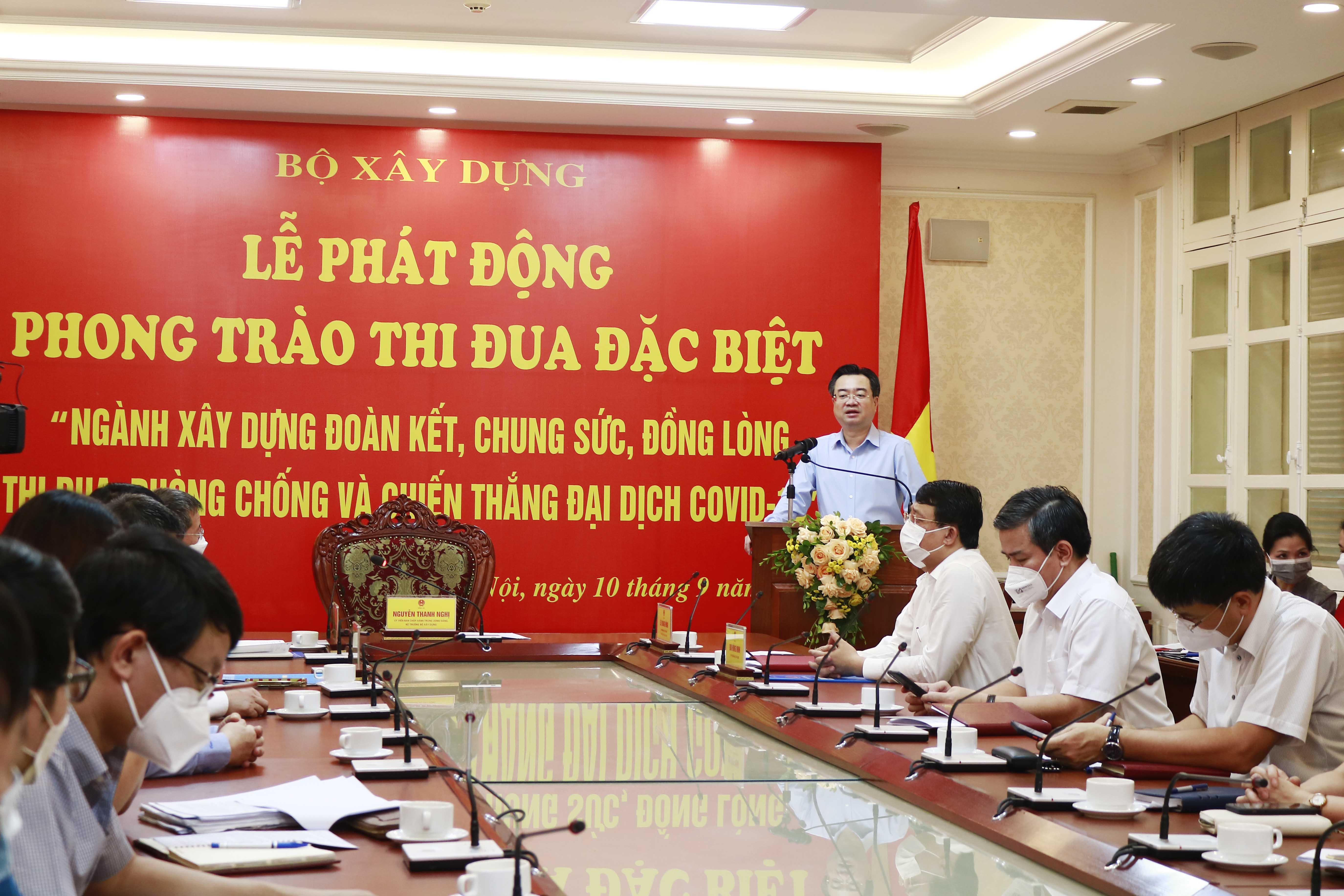 Bộ trưởng Xây dựng Nguyễn Thanh Nghị phát động thi đua đặc biệt trong toàn ngành.