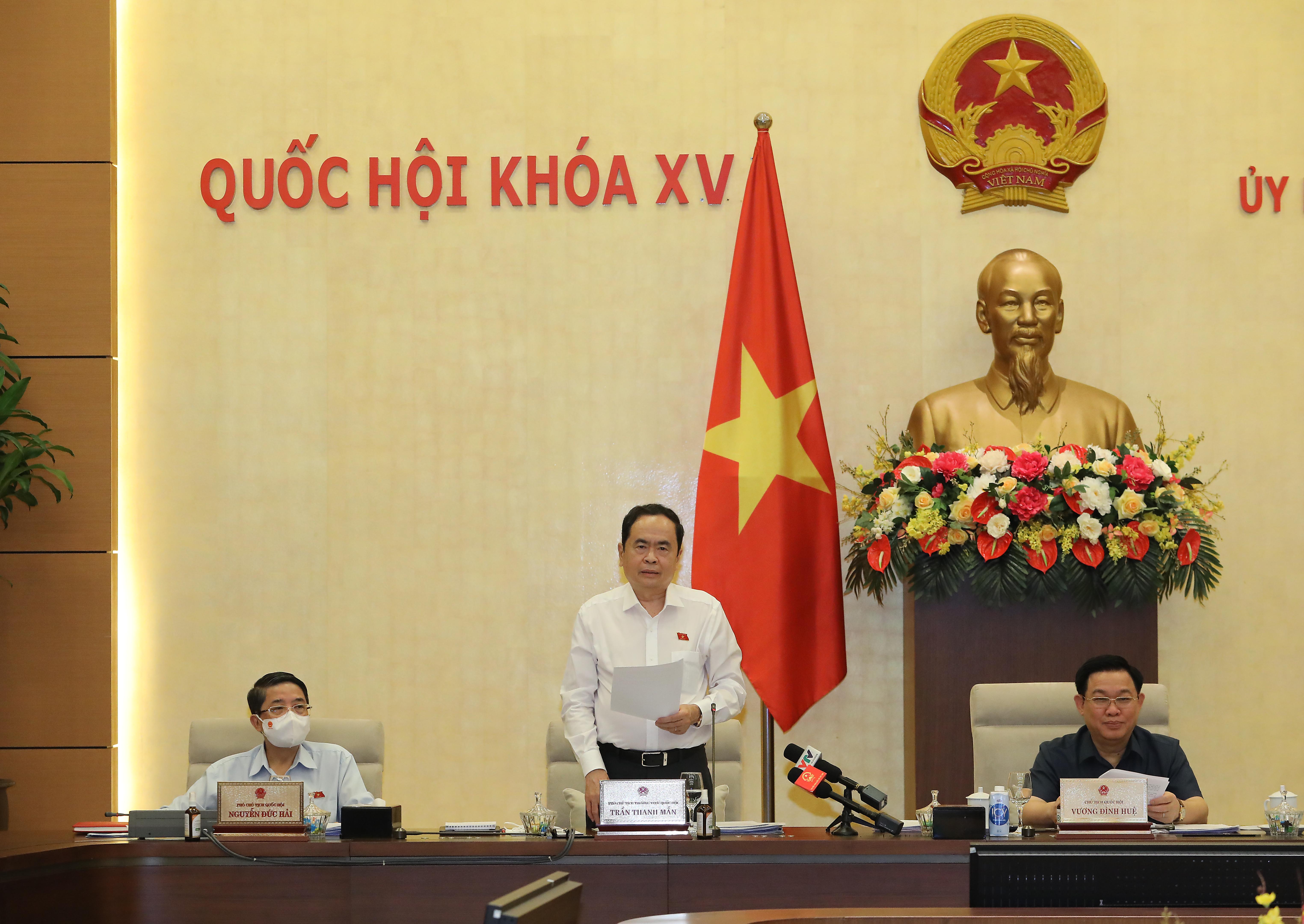 		Phó Chủ tịch Thường trực Quốc hội Trần Thanh Mẫn phát biểu tại phiên họp - Ảnh: Hồ Long