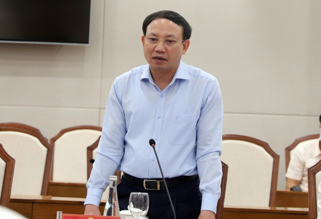 Ủy viên Trung ương Đảng, Bí thư Tỉnh ủy, Chủ tịch HĐND tỉnh Nguyễn Xuân Ký phát biểu tại hội nghị.