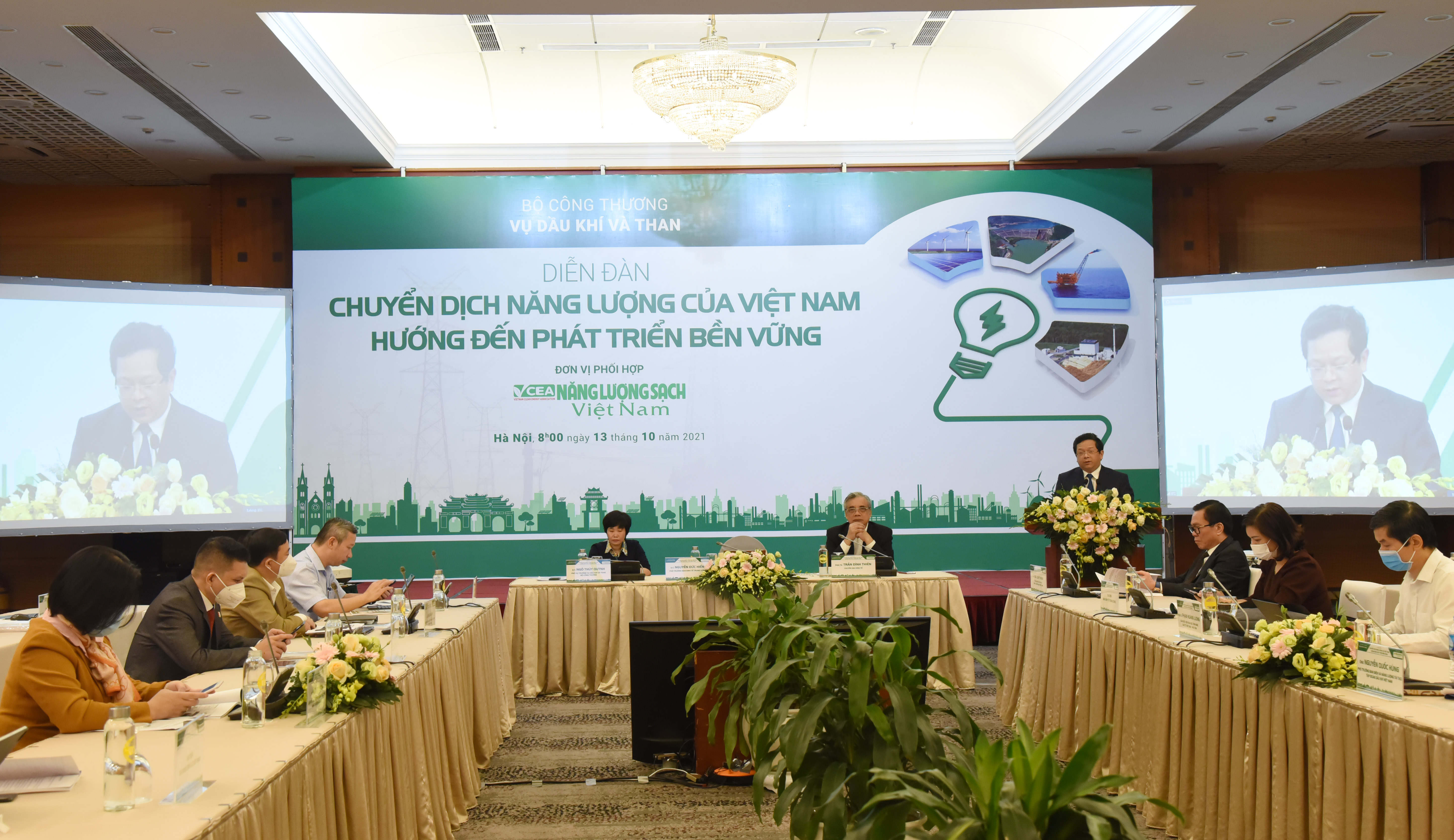 Toàn cảnh Diễn đàn chuyển dịch năng lượng của Việt Nam hướng đến phát triển bền vững