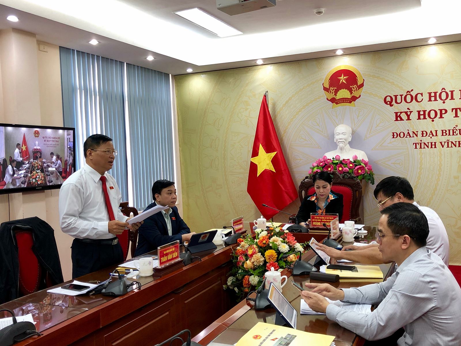 ĐBQH tỉnh Trần Văn Tiến tham gia ý kiến về tình hình phát triển kinh tế - xã hội đất nước năm 2021