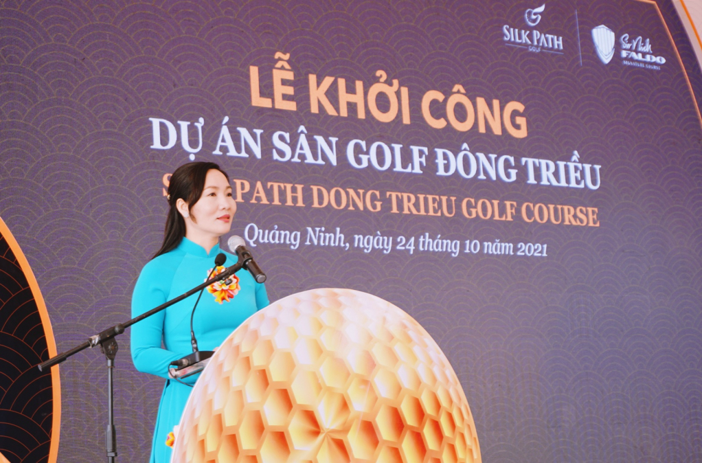 Phó Chủ tịch UBND tỉnh Nguyễn Thị Hạnh phát biểu tại lễ khởi công dự án.jpg