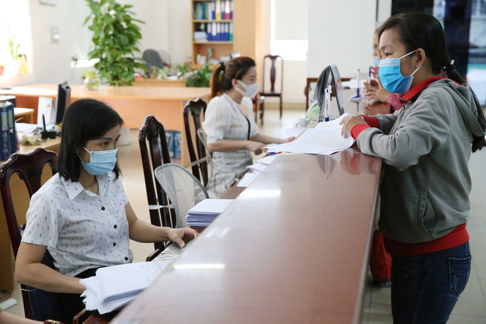 	BHXH TP. Hồ Chí Minh dốc toàn lực giải quyết hỗ trợ cho người lao động Nguồn: ITN