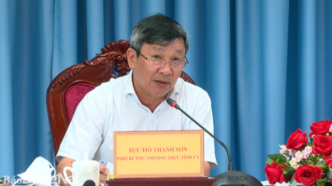 Phó bí thư Thường trực Tỉnh ủy Hồ Thanh Sơn phát biểu chỉ đạo tại cuộc họp