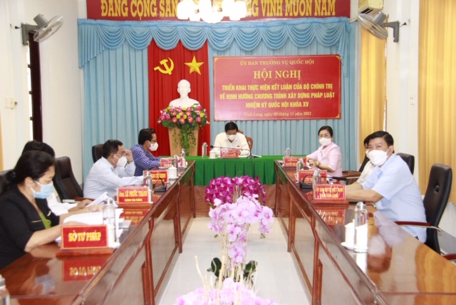 Các đại biểu dự Hội nghị tại điểm cầu tỉnh Vĩnh Long Ảnh: Mạnh Tuân