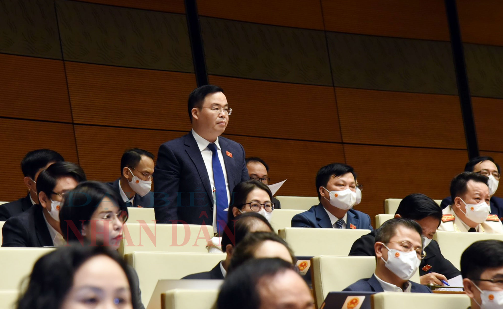 ĐBQH Trần Văn Khải (Hà Nam) đề nghị Chính phủ chỉ đạo các địa phương có phương án hỗ trợ người lao động quay trở lại làm việc - Ảnh: Quang Khánh