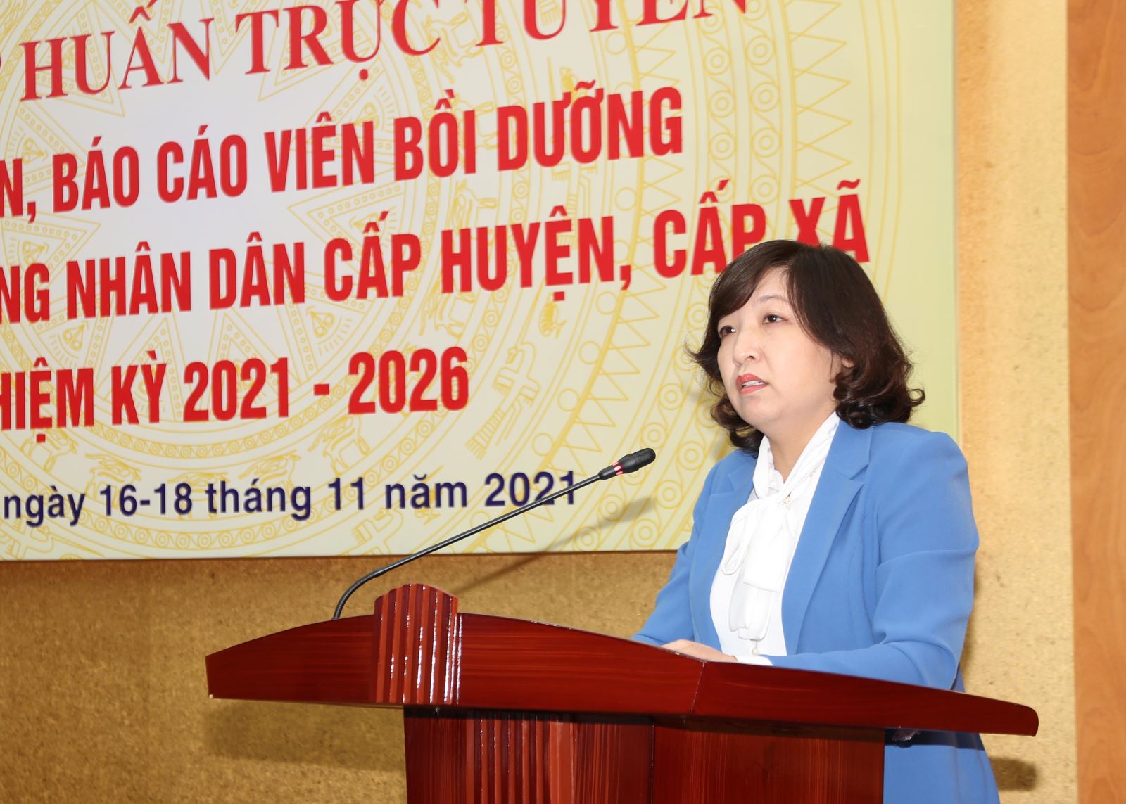 Phó vụ trưởng Vụ Đào tạo, bồi dưỡng Cán  bộ công chức viên chức Bộ Nội vụ Nguyễn Xuân Dung