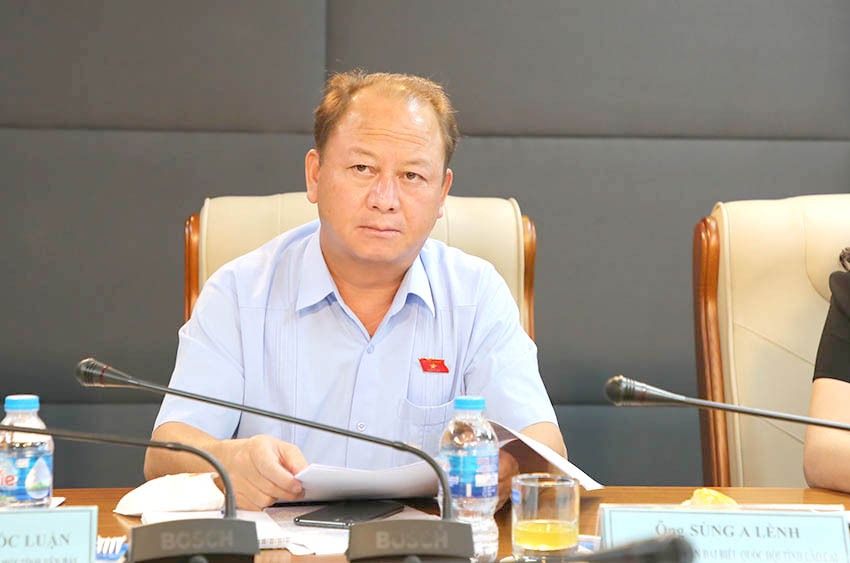Ông Sùng A Lềnh, Phó Trưởng Đoàn đại biểu Quốc hội tỉnh Lào Cai