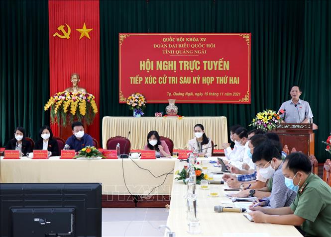 Phó Chủ tịch Quốc hội Trần Quang Phương và các Đại biểu Quốc hội tỉnh Quảng Ngãi tiếp xúc cử tri.