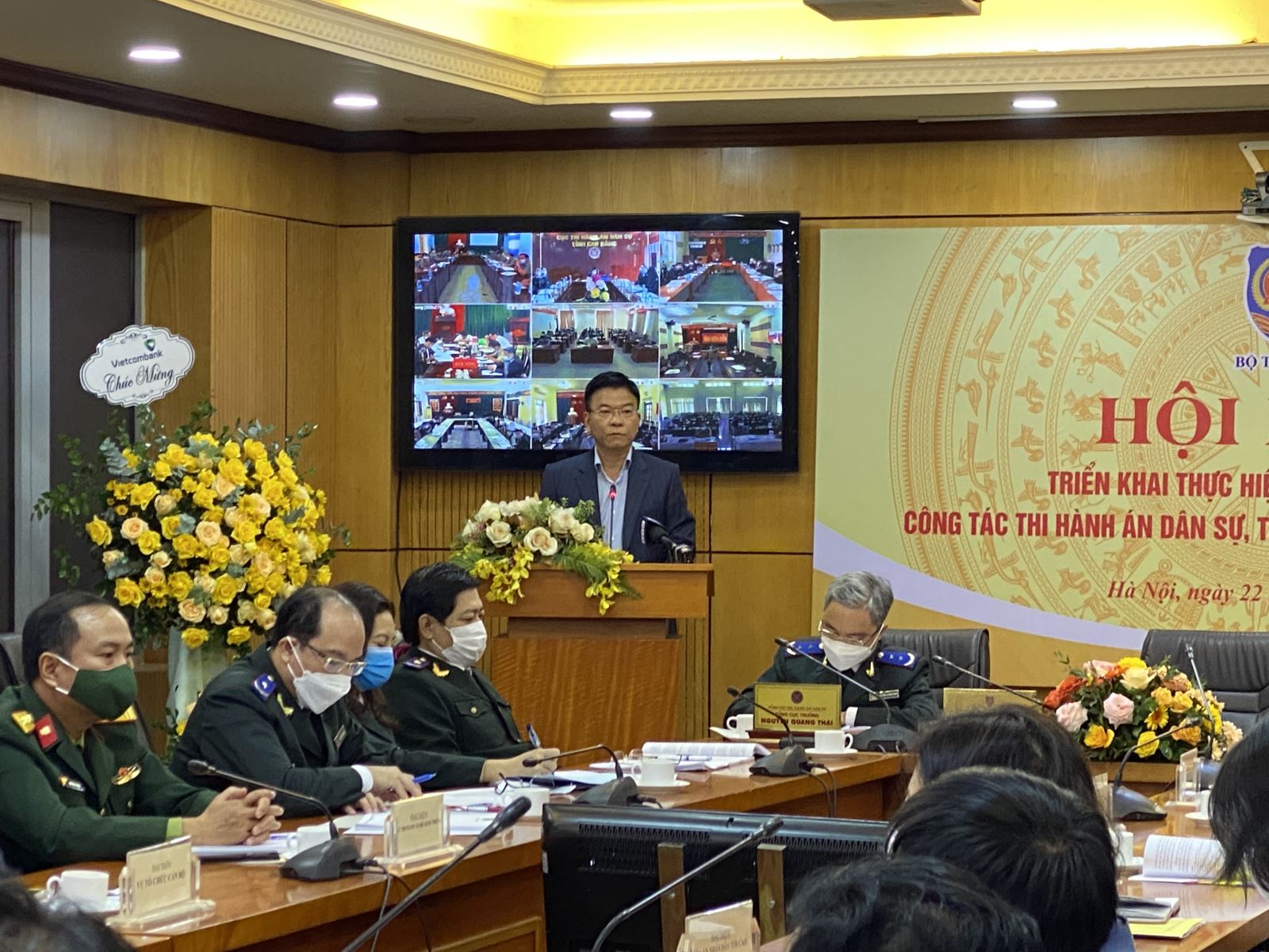 Bộ trưởng Bộ Tư pháp Lê Thành Long phát biểu chỉ đạo tại hội nghị sáng ngày 22.11
