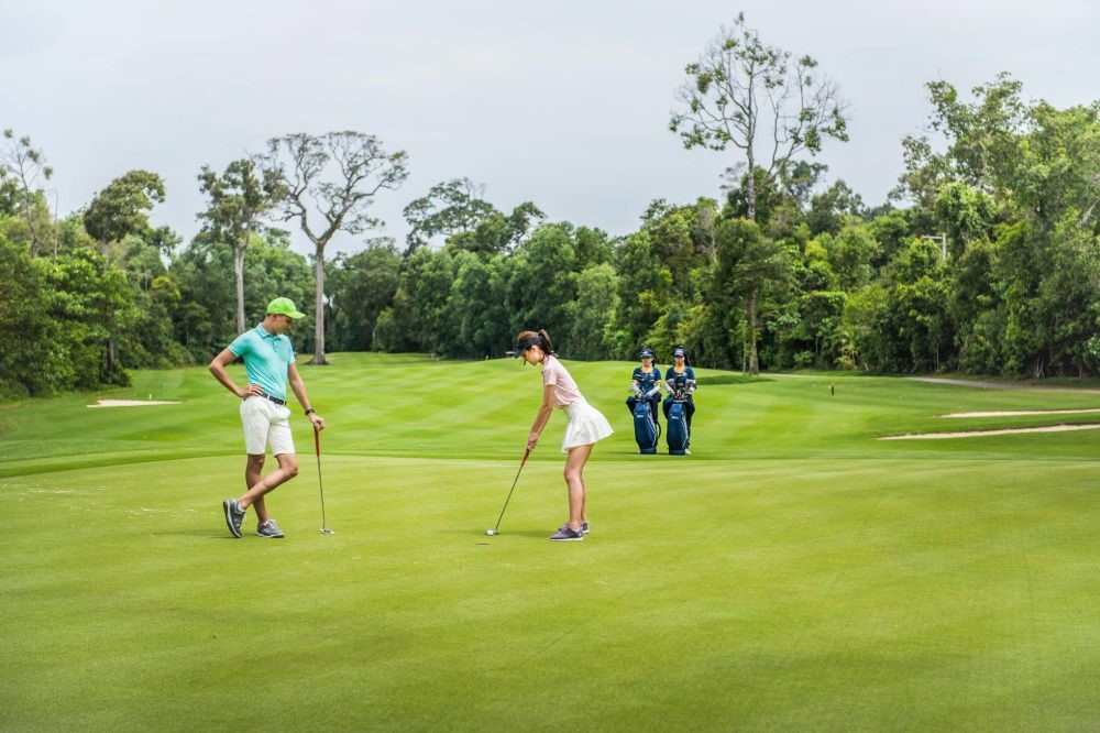 “Green Journey to Phú Quốc” là hành trình thi đấu golf - nghỉ dưỡng - giải trí khép kín tiêu chuẩn 5 sao đầu tiên tại Việt Nam
