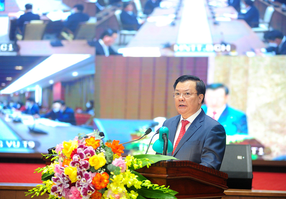 Bí thư Thành ủy Hà Nội Đinh Tiến Dũng phát biểu khai mạc Hội nghị.