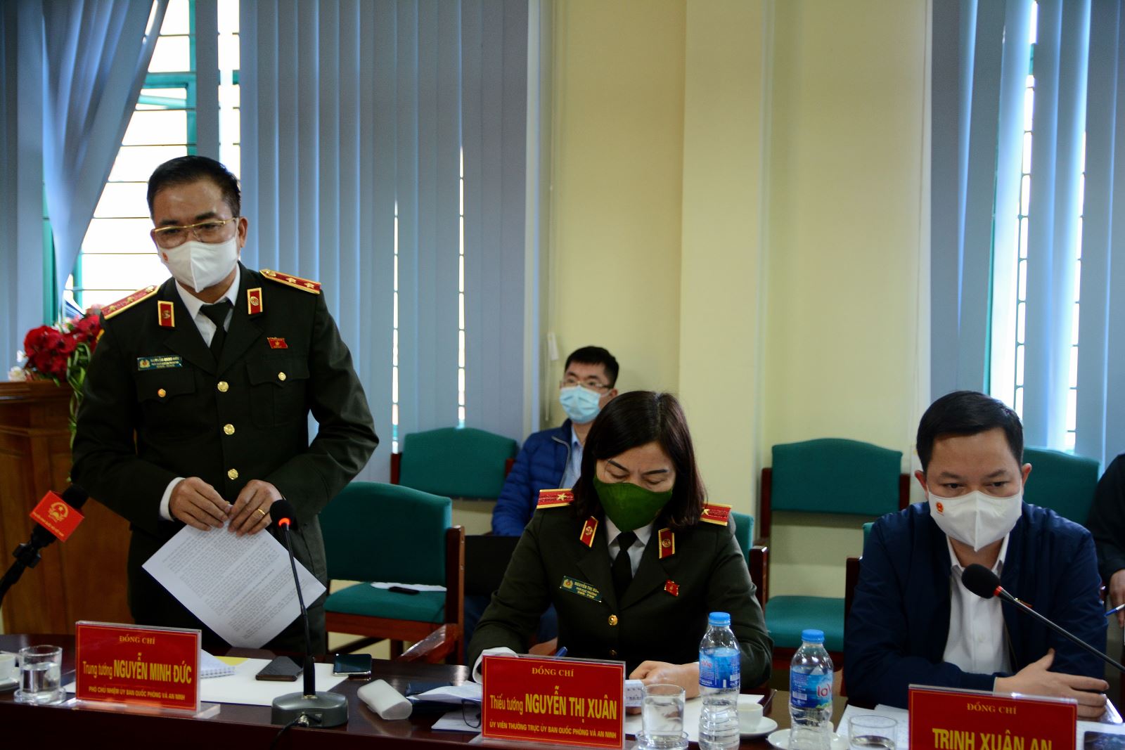 Phó Chủ nhiệm Ủy ban Quốc phòng và An ninh, Trung tướng Nguyễn Minh Đức phát biểu ý kiến tại buổi làm việc