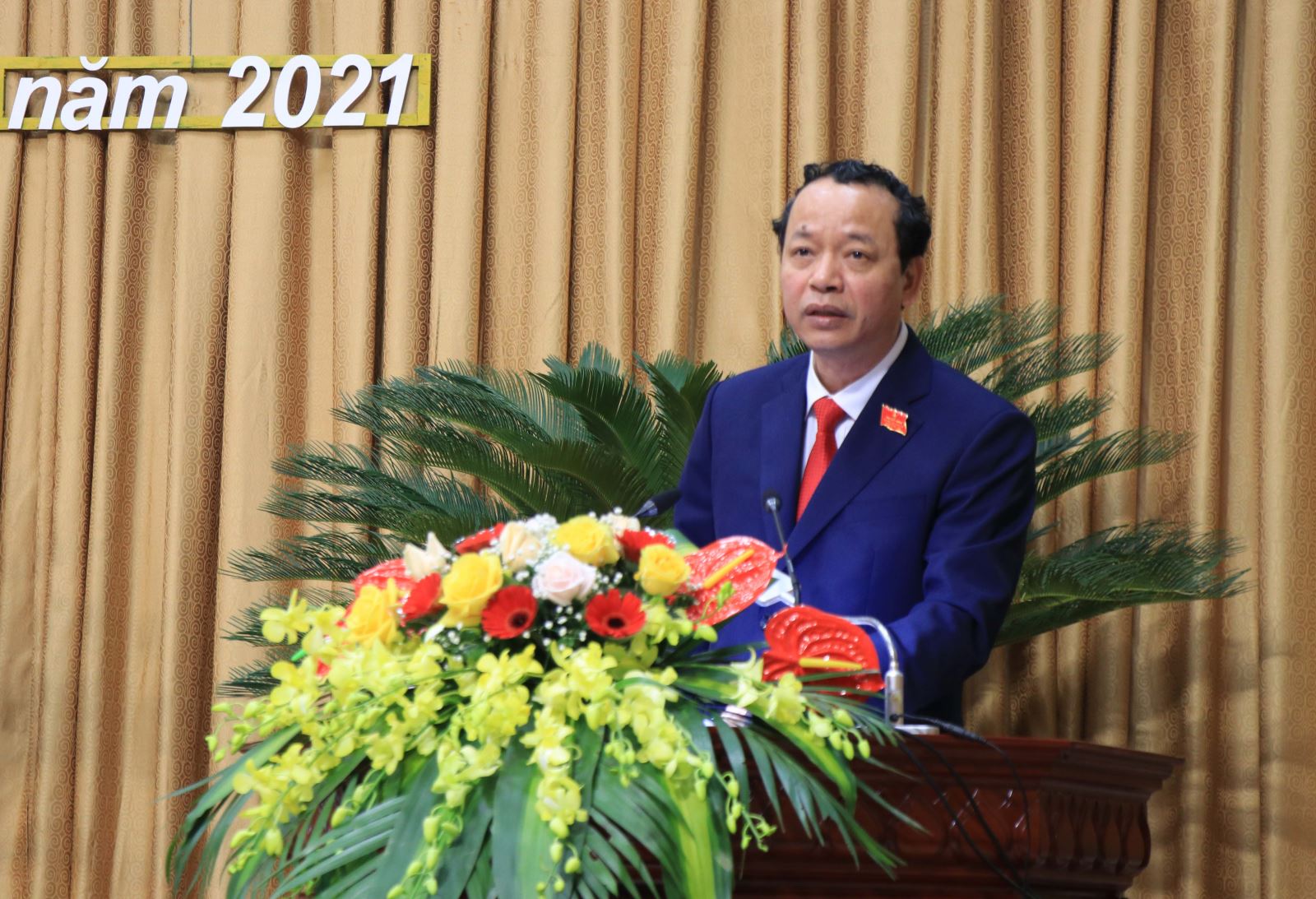 Chủ tịch HĐND tỉnh Nguyễn Quốc Chung phát biểu khai mạc Kỳ họp