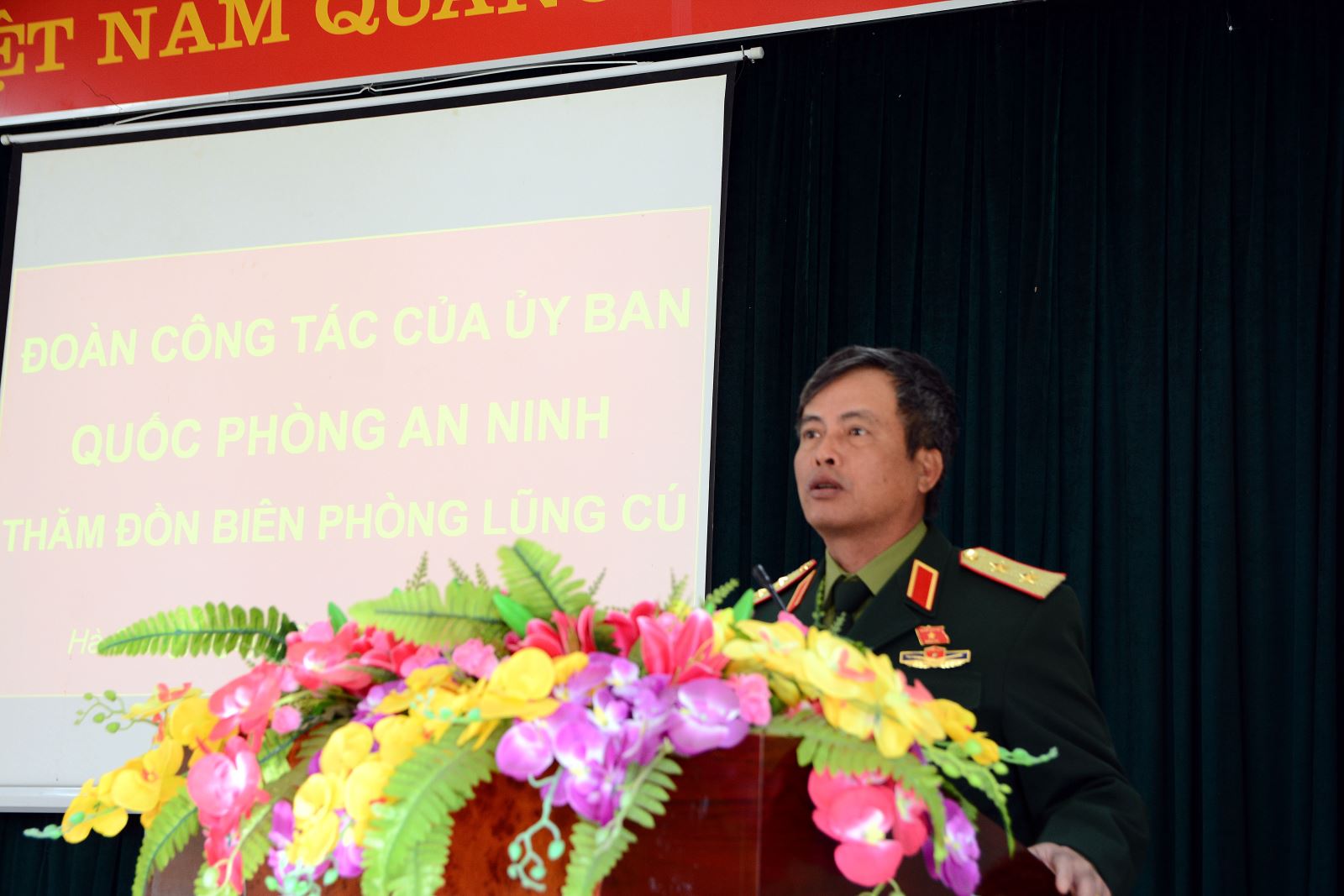 Phó Chủ nhiệm Ủy ban Quốc phòng và An ninh, Trung tướng Nguyễn Hải Hưng phát biểu tại buổi làm việc