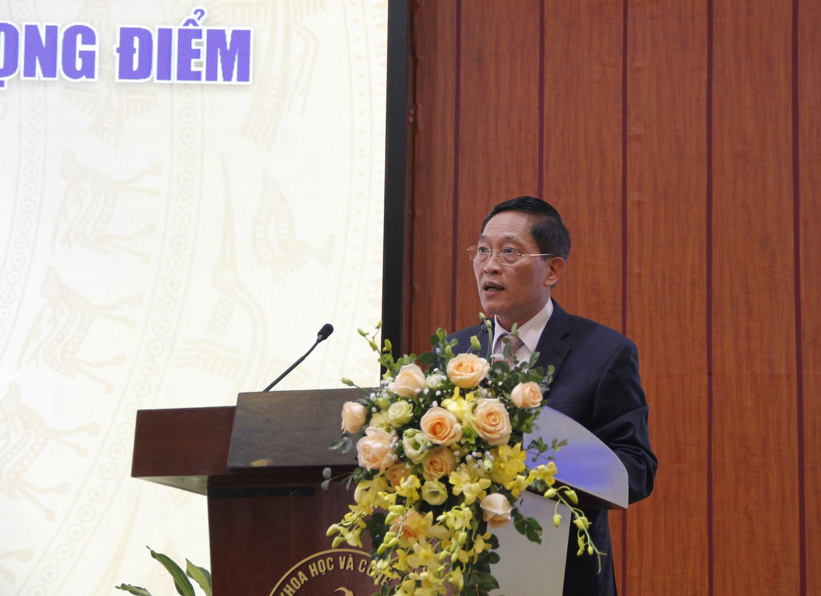 Thứ trưởng Thường trực Bộ Khoa học Công nghệ Trần Văn Tùng phát biểu khai mạc