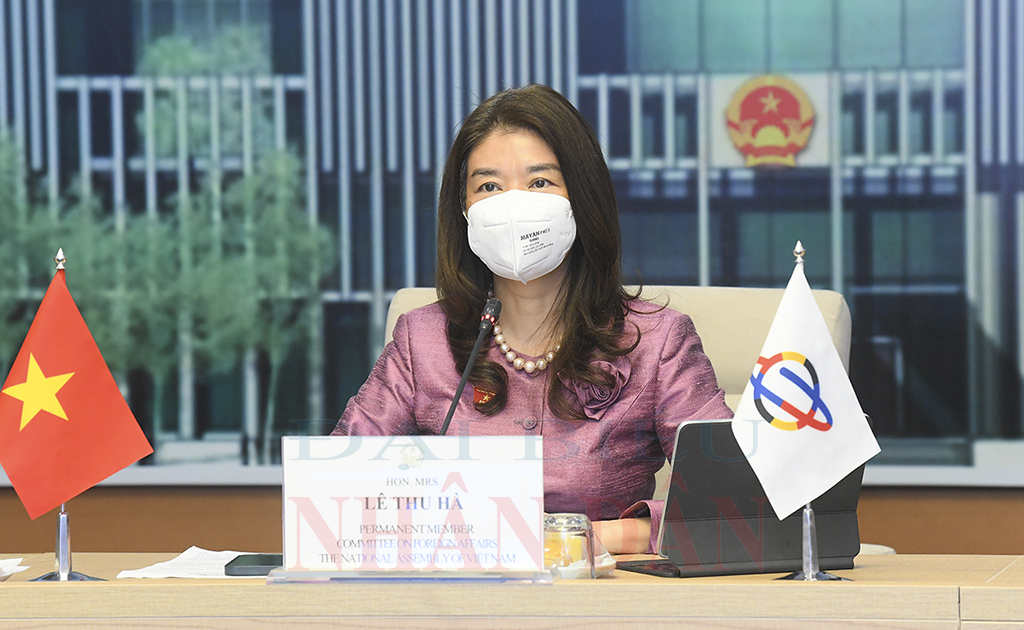 	Ủy viên Thường trực Ủy ban Đối ngoại Lê Thu Hà dự phiên toàn thể thứ ba về hợp tác khu vực, hội nghị APPF-29, từ điểm cầu Nhà Quốc hội