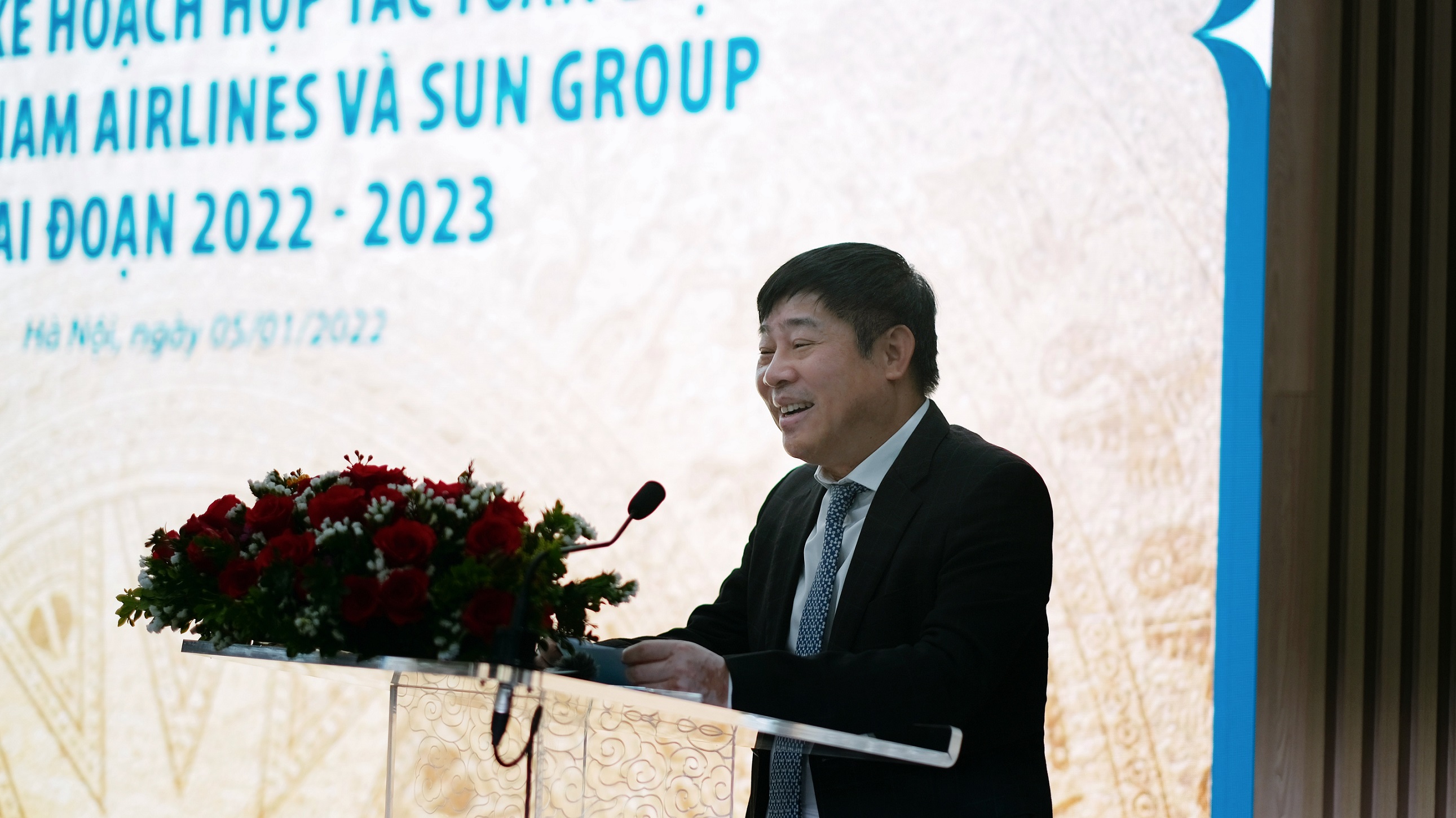 Ông Trịnh Hồng Quang - Phó Tổng giám đốc Vietnam Airlines phát biểu tại sự kiện