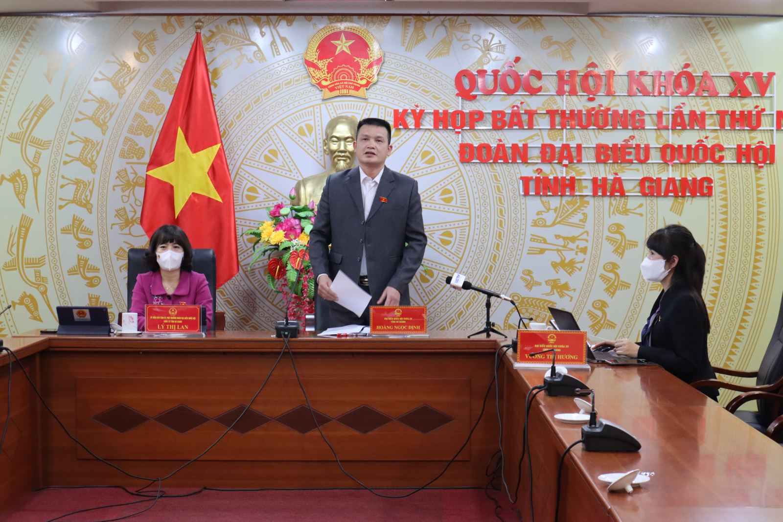 ĐBQH tỉnh Hà Giang Hoàng Ngọc Định tham gia ý kiến tại điểm cầu Hà Giang