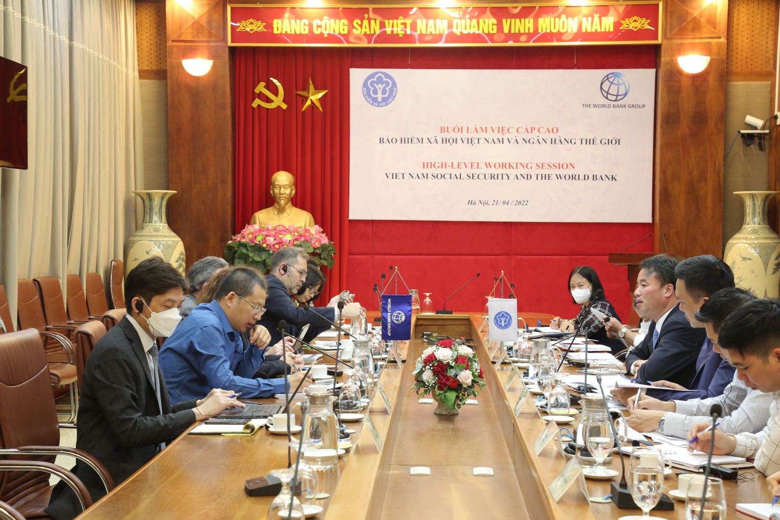 HXH Việt Nam và WB tăng cường hợp tác trong lĩnh vực BHXH, BHYT