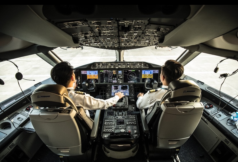 Từ năm 2022 trở đi, khi trường bay tại Rạch Giá của Bay Việt đi vào hoạt động, các bạn trẻ Việt Nam có ước mơ trở thành phi công đã có thể luyện bay ngay trên bầu trời Tổ quốc