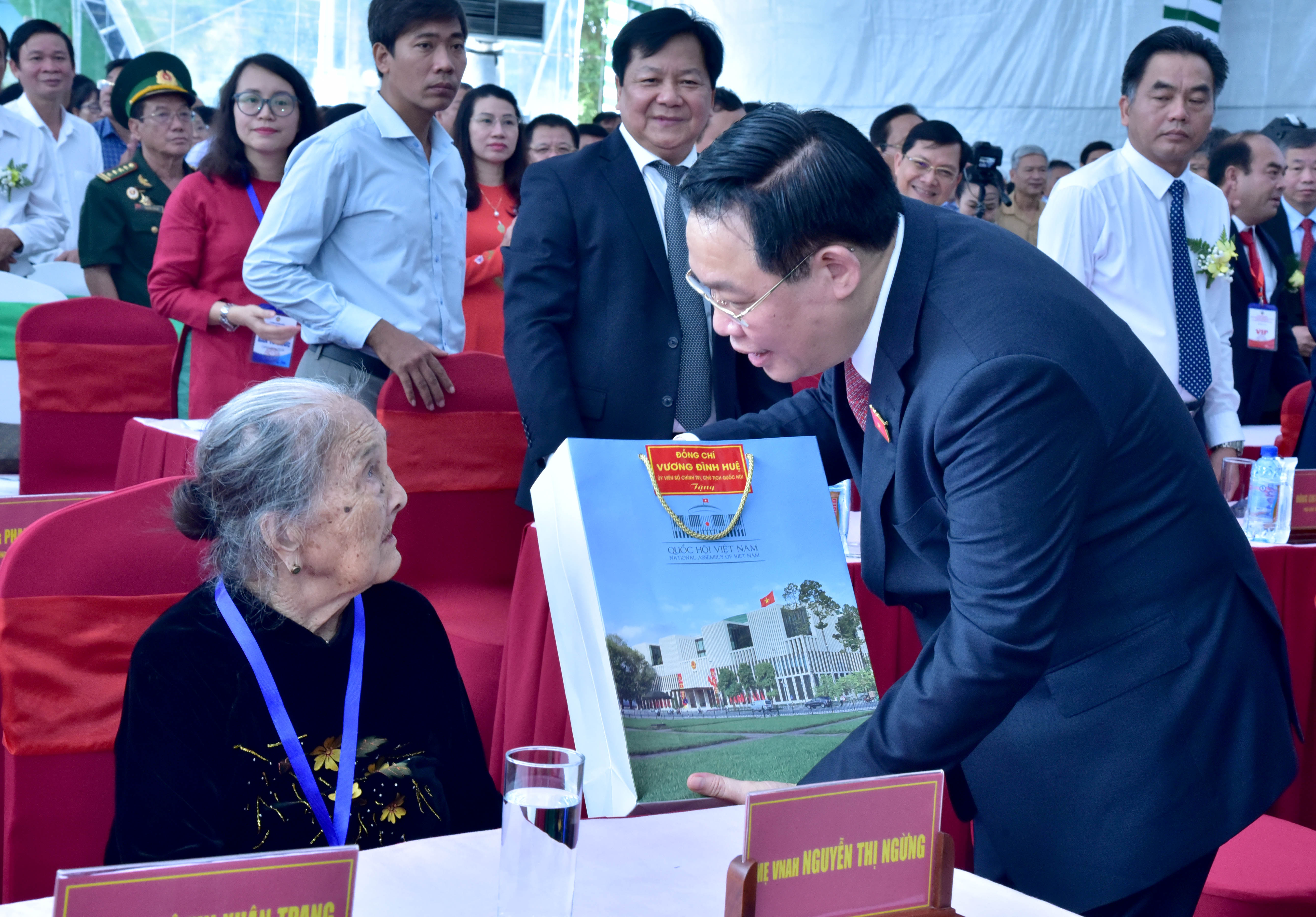 Chủ tịch Quốc hội Vương Đình Huệ mong thị xã Chơn Thành “có khát vọng lớn, tầm nhìn xa”