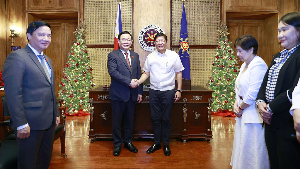 Chủ tịch Quốc hội Vương Đình Huệ hội kiến với Tổng thống Philippines Ferdinand Romualdez Marcos -1